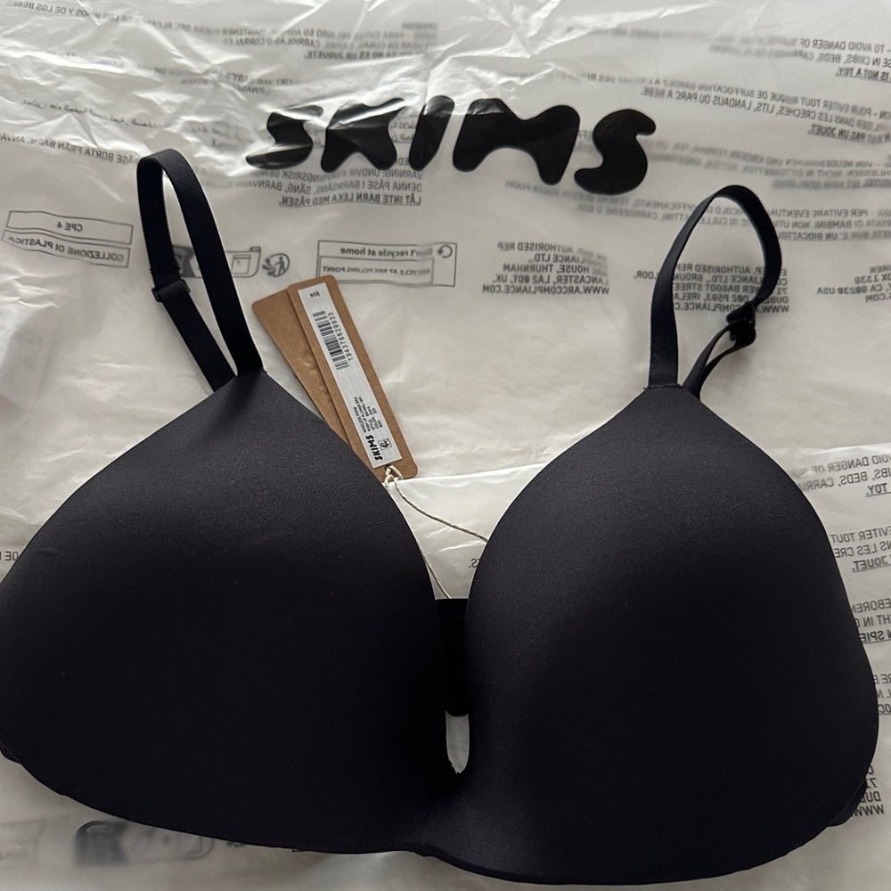 SKIMS Classic Black Bra